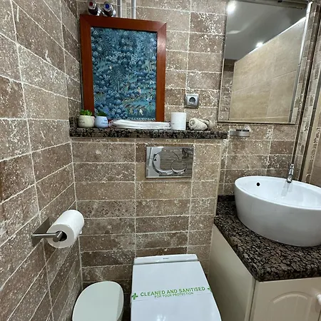 Modern 1br Walk To Beach, Casino & Puerto Banus Apartamento