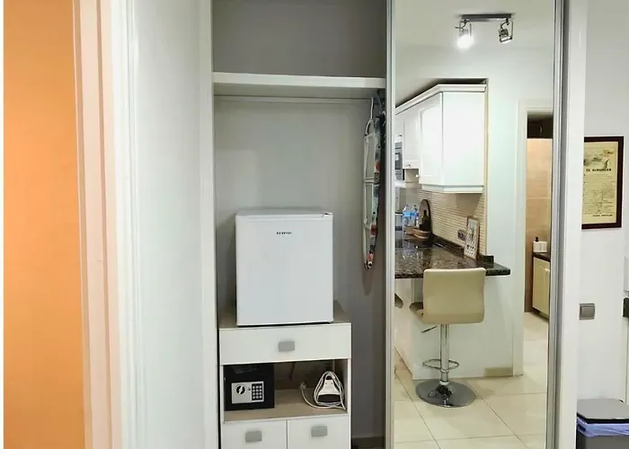 Διαμέρισμα Modern 1br Walk To Beach, Casino & Puerto Banus *