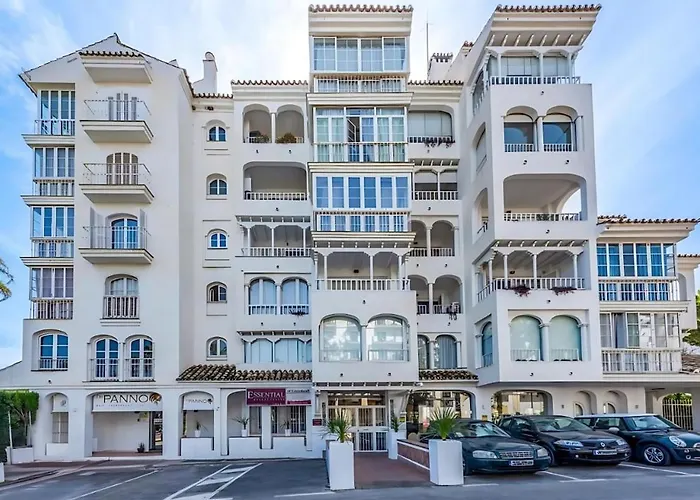 Modern 1br Walk To Beach, Casino & Puerto Banus *