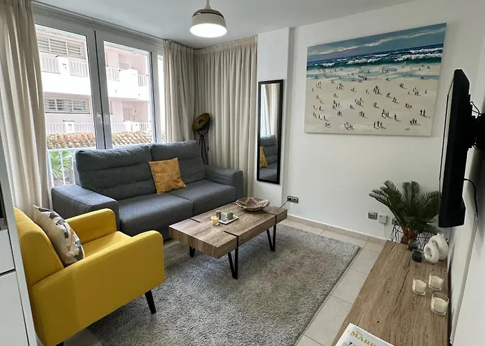 Modern 1br Walk To Beach, Casino & Puerto Banus ماربيا
