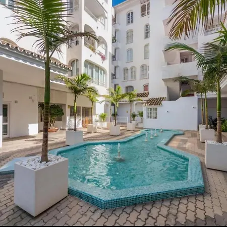 Modern 1br Walk To Beach, Casino&puerto Banús Apartamento