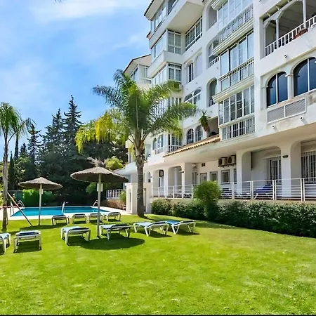 Modern 1br Walk To Beach, Casino & Puerto Banus