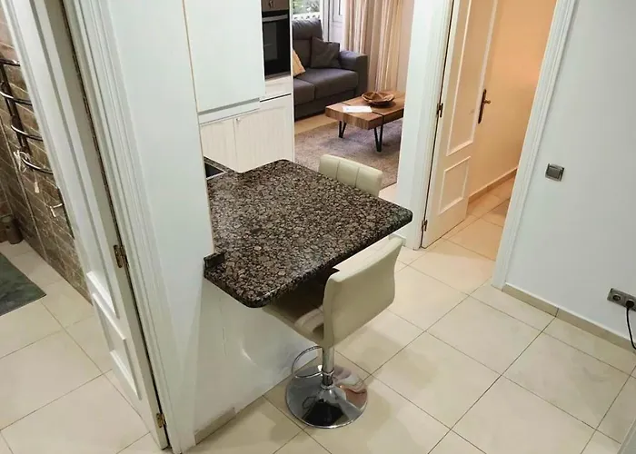Apartamento Modern 1br Walk To Beach, Casino&puerto Banús Marbella