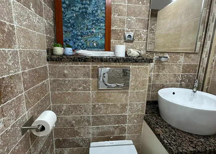 Modern 1br Walk To Beach, Casino&puerto Banús Apartamento